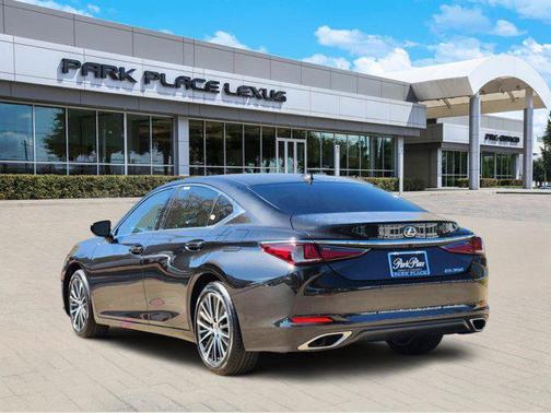 2025 Lexus ES 350 Base