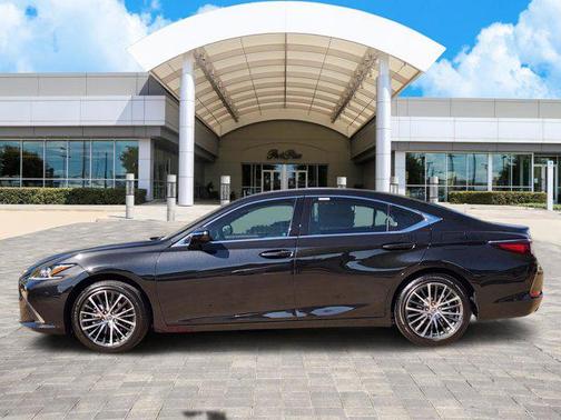 2025 Lexus ES 350 Base