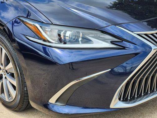 2021 Lexus ES 350 Base