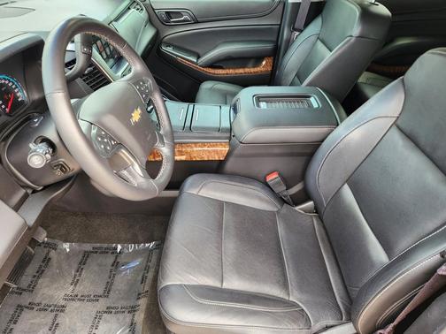 Black 2017 Chevrolet Suburban Premier