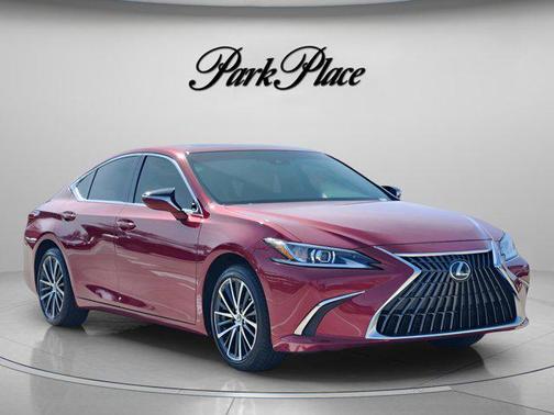 2025 Lexus ES 300h Premium