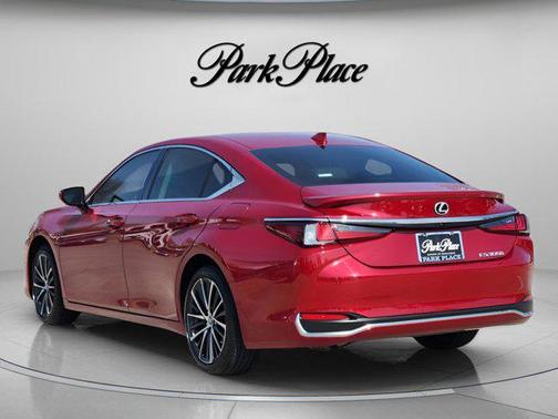 2025 Lexus ES 300h Premium