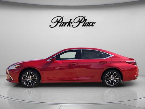 2025 Lexus ES 300h Premium