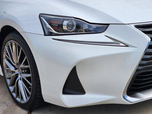 2017 Lexus IS 200t Base