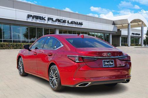 2025 Lexus ES 350 Base