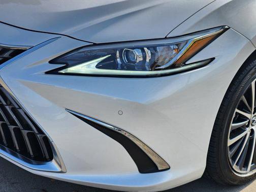 2023 Lexus ES 350 Premium