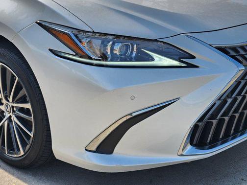 2023 Lexus ES 350 Premium