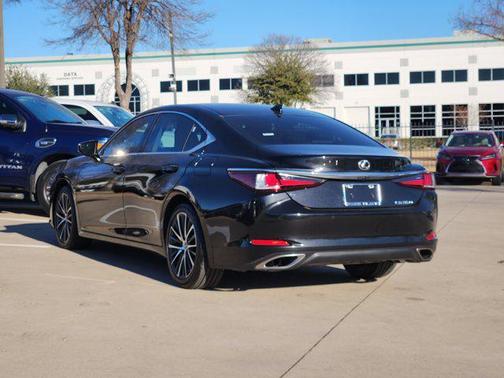 2023 Lexus ES 350 Base