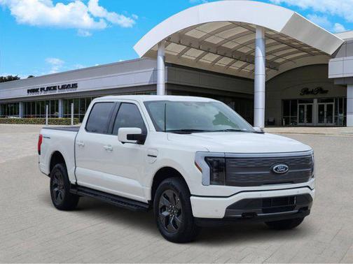 2022 Ford F-150 Lightning LARIAT