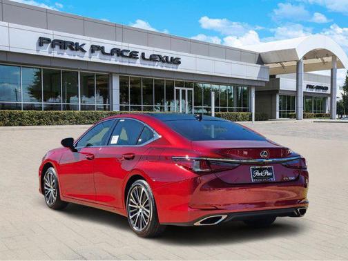 2025 Lexus ES 350 Base