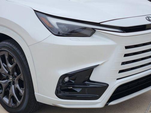 2025 Lexus TX 500h F SPORT Premium