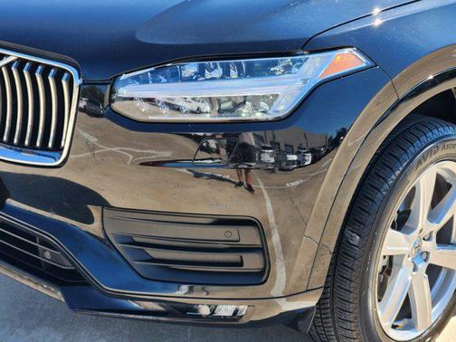 2021 Volvo XC90 T5 Momentum