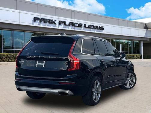 2021 Volvo XC90 T5 Momentum