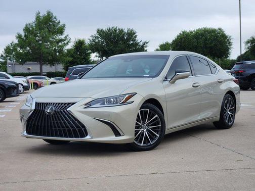 Beige Metallic 2025 Lexus ES 300h Premium