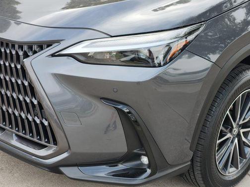 2025 Lexus NX 250 Premium