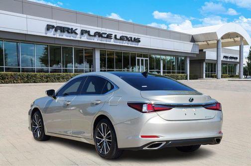2023 Lexus ES 350 Base