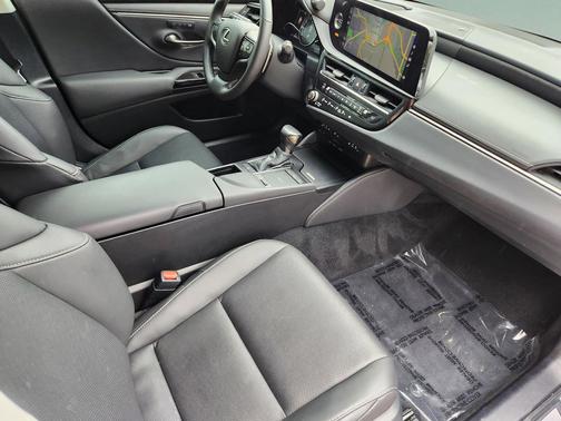Iridium 2022 Lexus ES 350 Premium