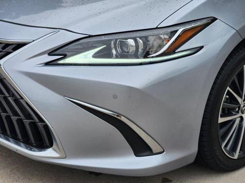 Iridium 2022 Lexus ES 350 Premium