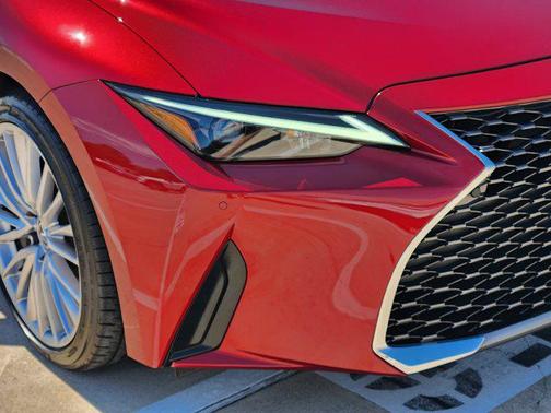 2022 Lexus IS 300 Base