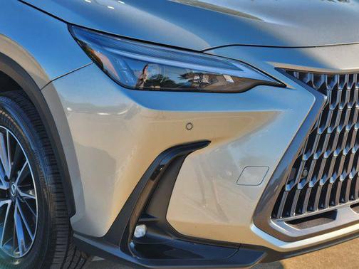 Atomic Silver 2025 Lexus NX 250 Premium