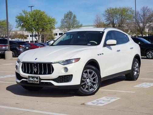 2018 Maserati Levante Base