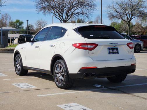 2018 Maserati Levante Base