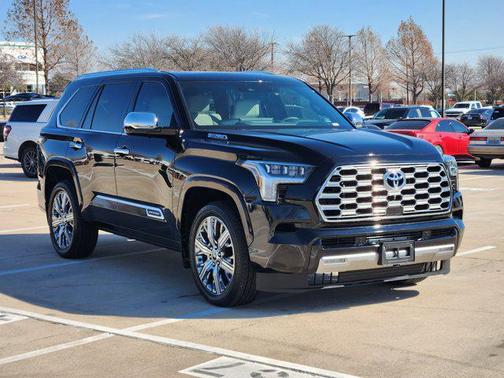 2024 Toyota Sequoia Capstone