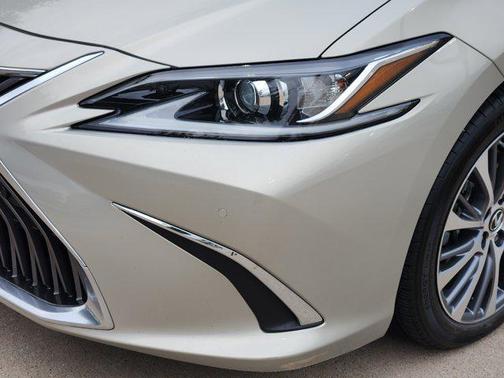 2019 Lexus ES 350 Premium