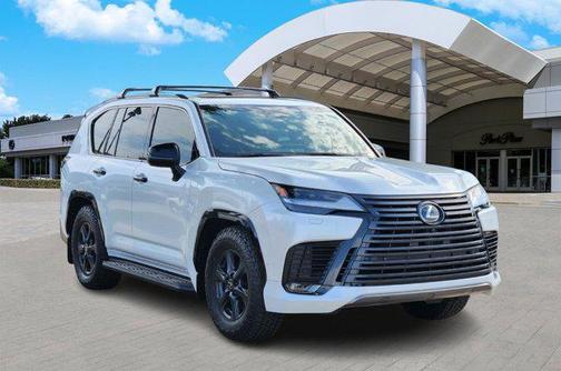 2025 Lexus LX 700h Overtrail