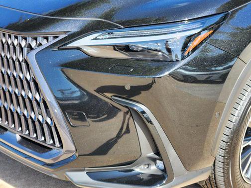 2025 Lexus NX 350h Luxury