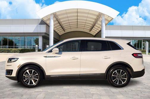 2019 Lincoln Nautilus Select