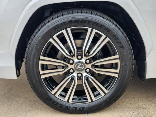 2026 Lexus LX 600 Luxury