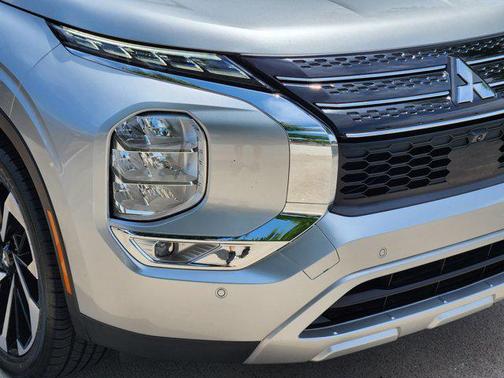 2024 Mitsubishi Outlander SE 2.5 2WD