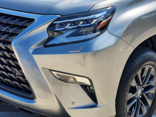 Atomic Silver 2023 Lexus GX 460 Premium
