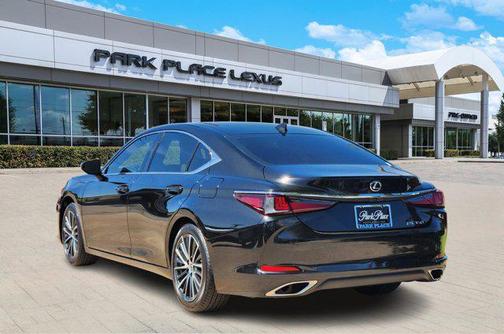 2025 Lexus ES 350 Base
