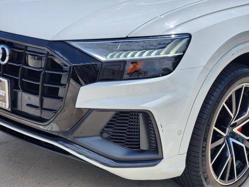 Carrara White 2019 Audi Q8 3.0T Premium