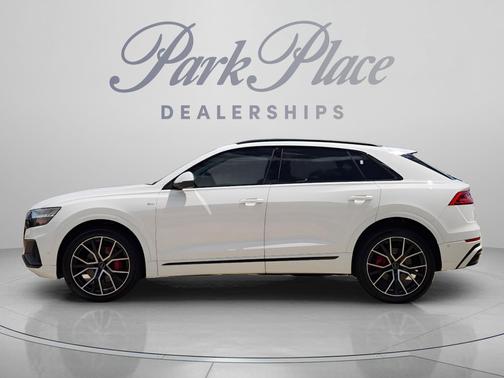 Carrara White 2019 Audi Q8 3.0T Premium