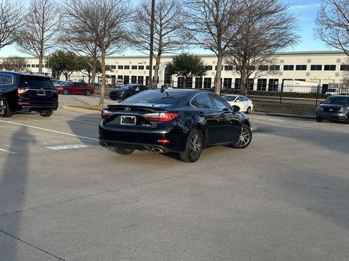 2017 Lexus ES 350 Base