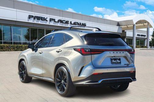 2025 Lexus NX 450h+ F SPORT Handling