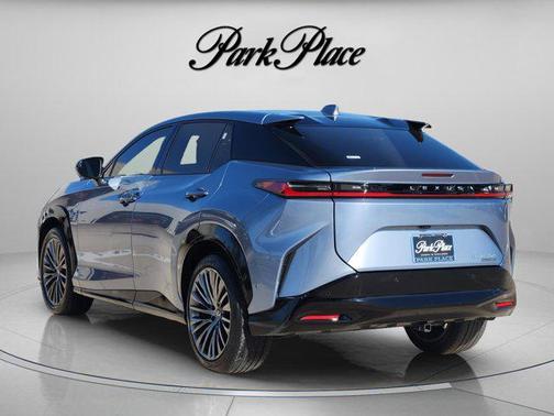 2023 Lexus RZ 450e Luxury
