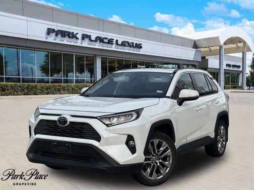 2020 Toyota RAV4 XLE Premium