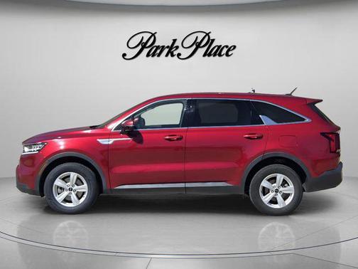 Passion Red 2022 Kia Sorento LX