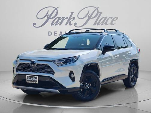 Midnight Black Metallic 2021 Toyota RAV4 Hybrid SE
