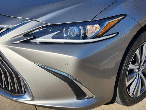 2020 Lexus ES 350 Base