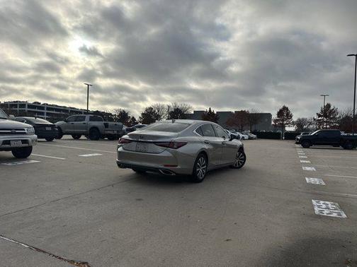 2020 Lexus ES 350 Base