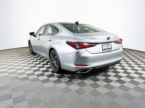 2025 Lexus ES 350 Base