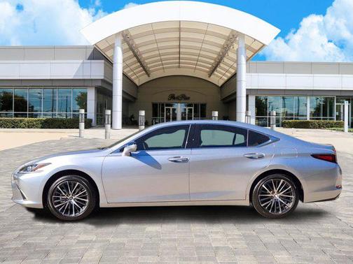 2025 Lexus ES 350 Base