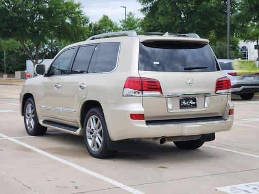 Cashmere Metallic 2014 Lexus LX 570 Base