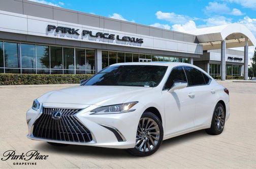 2025 Lexus ES 300h Luxury