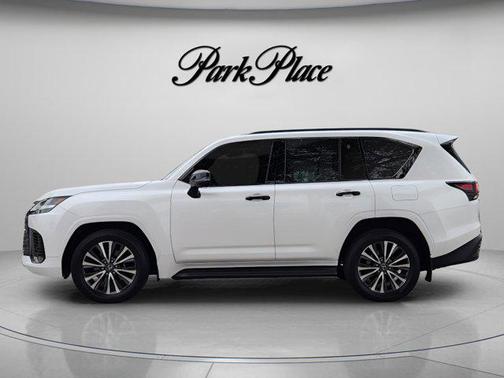 Eminent White Pearl 2024 Lexus LX 600 Premium
